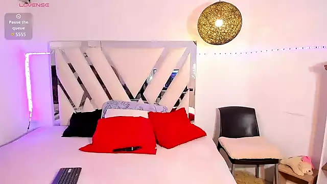 rose scottt online show from 03.12.25