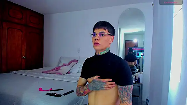 Jordyrodriiguez online show from 01.15.25