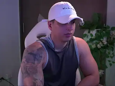 Snapshot of appolo_allen chatting on 12.03.24 appolo allen online show from 12.03.24