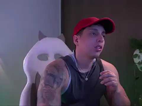 Snapshot of appolo_allen chatting on 12.03.24 appolo allen online show from 12.03.24