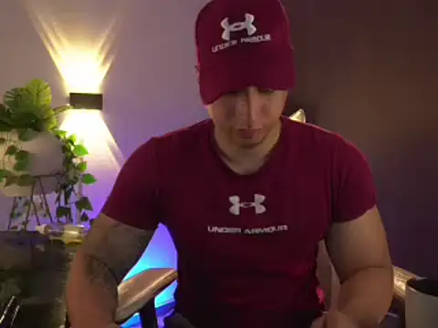 Snapshot of appolo_allen chatting on 02.19.25 appolo allen online show from 02.19.25