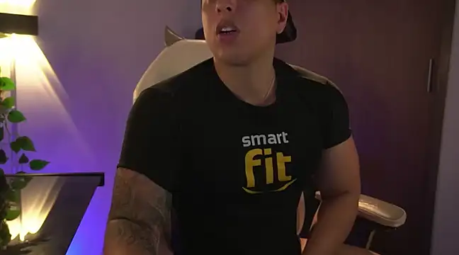 Snapshot of appolo_allen chatting on 03.01.25 appolo allen online show from 03.01.25