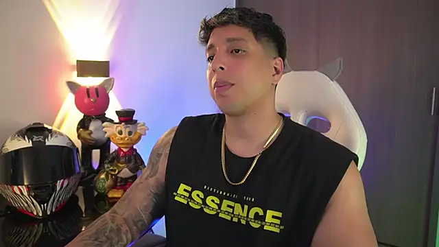 Snapshot of appolo_allen chatting on 10.07.25 appolo allen online show from 10.07.25