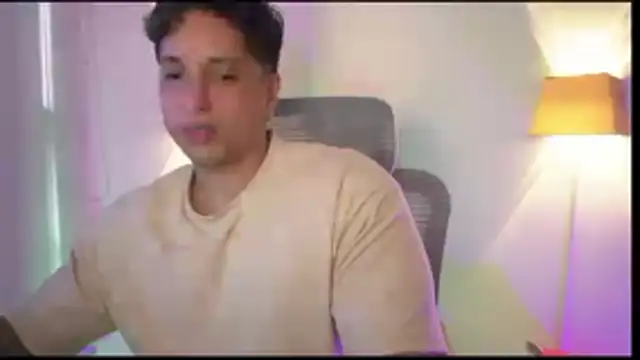 Snapshot of appolo_allen chatting on 11.16.25 appolo allen online show from 11.16.25