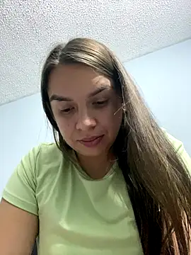 Snapshot of Nathaly00_ chatting on 09.28.25 Nathaly00 online show from 09.28.25