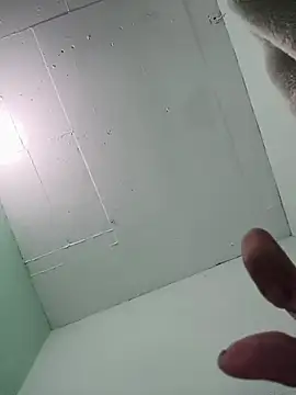 Snapshot of Luisf1267 chatting on 02.21.26 Luisf1267 online show from 02.21.26