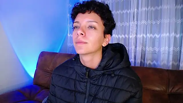 Snapshot of peyton_golden1 chatting on 12.04.24 peyton golden1 online show from 12.04.24