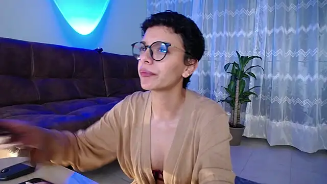 Snapshot of peyton_golden1 chatting on 01.16.25 peyton golden1 online show from 01.16.25