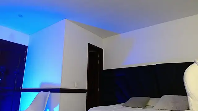 peyton golden1 online show from 03.02.26