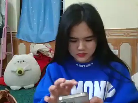 Snapshot of Yin-girl chatting on 01.09.25 Yin-girl online show from 01.09.25