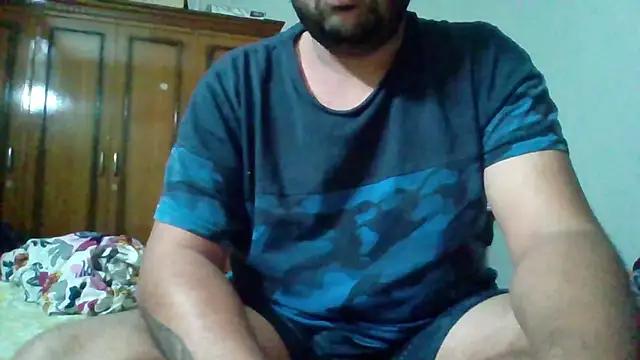 Snapshot of whoreboi98 chatting on 12.30.24 whoreboi98 online show from 12.30.24