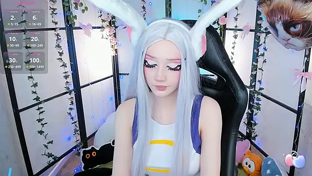 LilithLin online show from 11.25.25