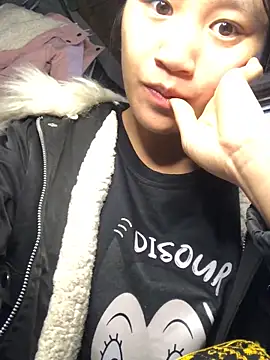 Snapshot of xotm chatting on 12.31.24 xotm online show from 12.31.24