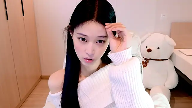 Snapshot of Xueb_J chatting on 11.23.25 Xueb J online show from 11.23.25