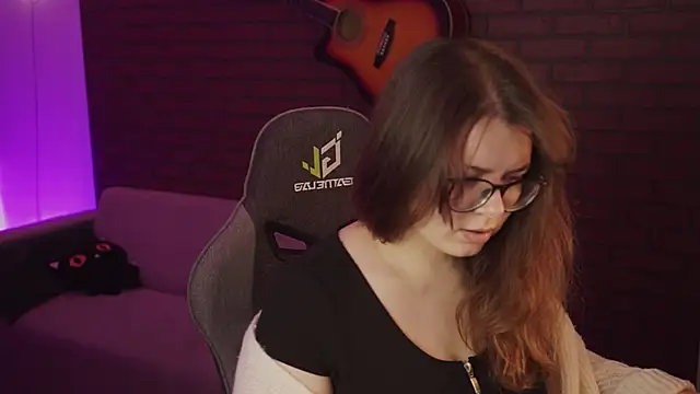 Snapshot of KeytSilvas chatting on 01.08.25 KeytSilvas online show from 01.08.25