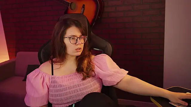 Snapshot of KeytSilvas chatting on 01.18.25 KeytSilvas online show from 01.18.25