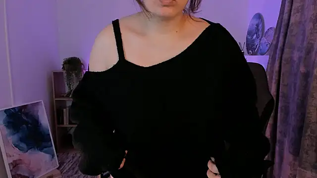 Snapshot of KeytSilvas chatting on 01.30.25 KeytSilvas online show from 01.30.25