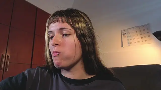 NEXT DOOR GIRL  online show from 10.31.25