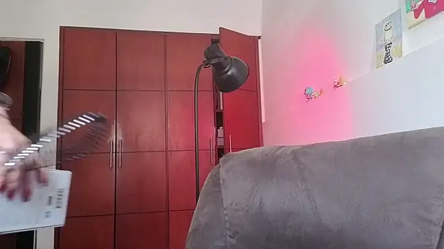 NEXT DOOR GIRL  online show from 04.19.26