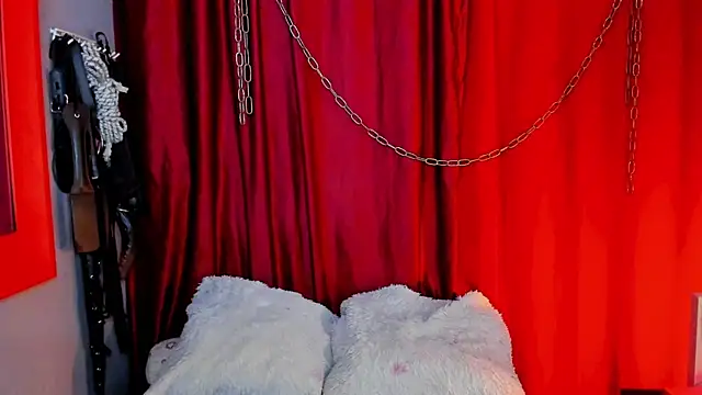 AvaLusty online show from 10.07.25