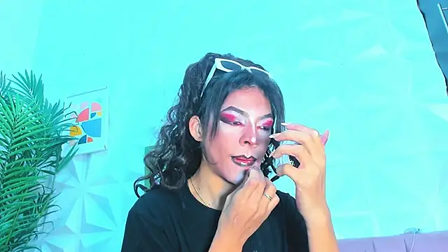 Snapshot of Briyit_Doll chatting on 12.10.24 Briyit Doll online show from 12.10.24