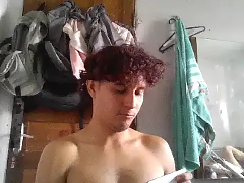 Snapshot of pedrodavid_ chatting on 01.29.25 pedrodavid online show from 01.29.25