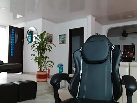 Snapshot of damiam_fiery chatting on 03.24.26 damiam fiery online show from 03.24.26