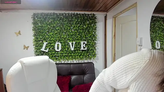 Enma  clark online show from 02.26.25