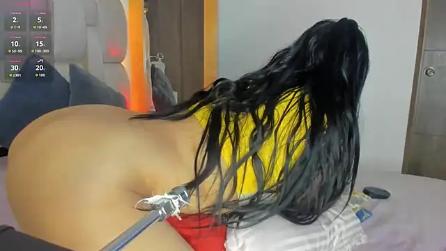 Snapshot of brendaruiz chatting on 11.22.25 brendaruiz online show from 11.22.25