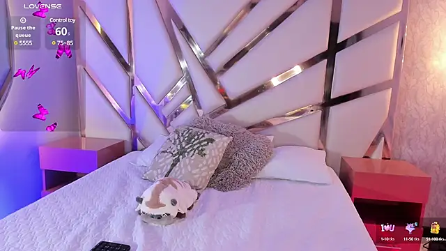 Maya Bluee online show from 02.20.25