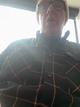 Snapshot of twist699 chatting on 03.25.26 twist699 online show from 03.25.26