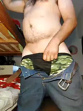 Snapshot of cum_sexydick chatting on 12.22.24 cum sexydick online show from 12.22.24