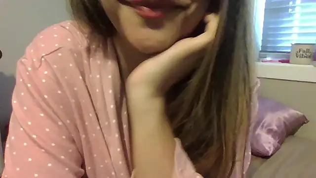 Snapshot of ChocolateCookie9 chatting on 10.23.25 ChocolateCookie9 online show from 10.23.25