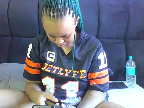 Candii wet  online show from 01.17.25