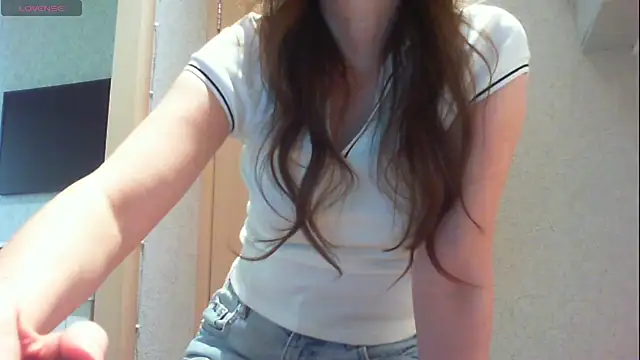 Snapshot of khu_yam chatting on 09.27.25 khu yam online show from 09.27.25