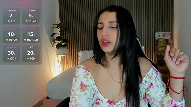 Snapshot of venuz_lee chatting on 01.07.25 venuz lee online show from 01.07.25