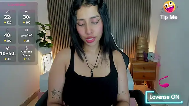 Snapshot of venuz_lee chatting on 01.31.25 venuz lee online show from 01.31.25