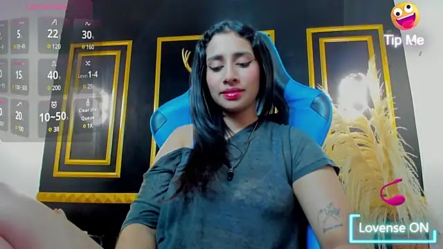 Snapshot of venuz_lee chatting on 02.10.25 venuz lee online show from 02.10.25