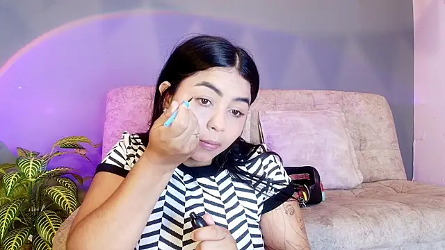 jade brunnette online show from 06.18.26