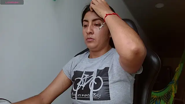 danna peterson1 online show from 10.23.25