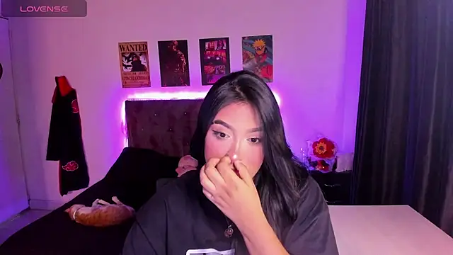 Snapshot of Mariana_Hasper_ chatting on 10.15.25 Mariana Hasper  online show from 10.15.25