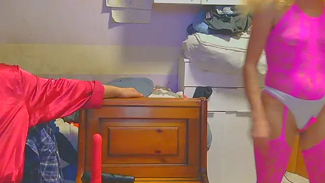 couplemilf2 online show from 01.05.25