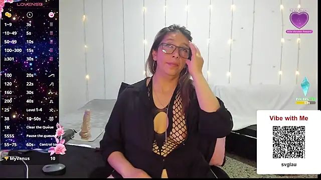 Snapshot of MichelleManson chatting on 01.17.25 MichelleManson online show from 01.17.25