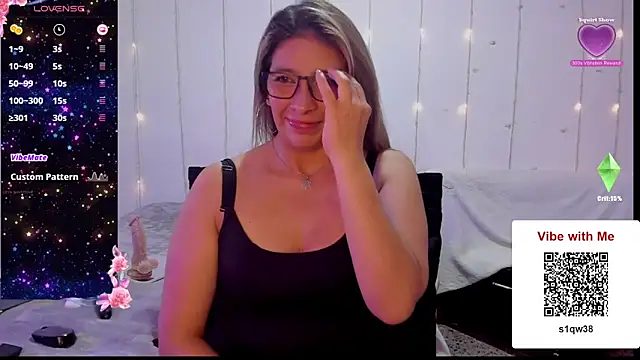 Snapshot of MichelleManson chatting on 01.19.25 MichelleManson online show from 01.19.25