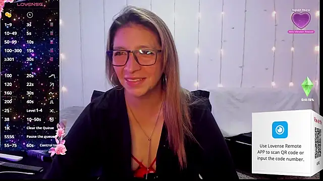 Snapshot of MichelleManson chatting on 01.23.25 MichelleManson online show from 01.23.25