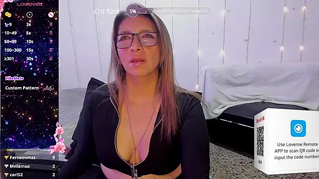 Snapshot of MichelleManson chatting on 02.06.25 MichelleManson online show from 02.06.25