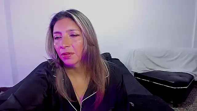 Snapshot of MichelleManson chatting on 09.21.25 MichelleManson online show from 09.21.25