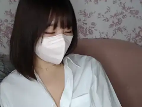 Snapshot of mei_hosina chatting on 12.12.24 mei hosina online show from 12.12.24