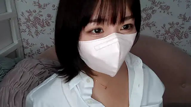 Snapshot of mei_hosina chatting on 12.29.24 mei hosina online show from 12.29.24