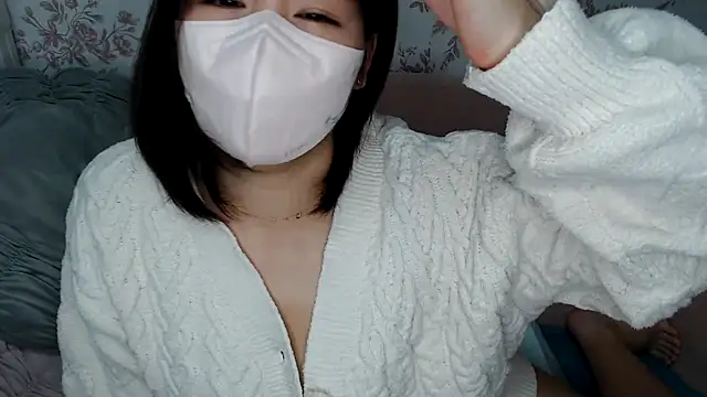 Snapshot of mei_hosina chatting on 02.10.25 mei hosina online show from 02.10.25